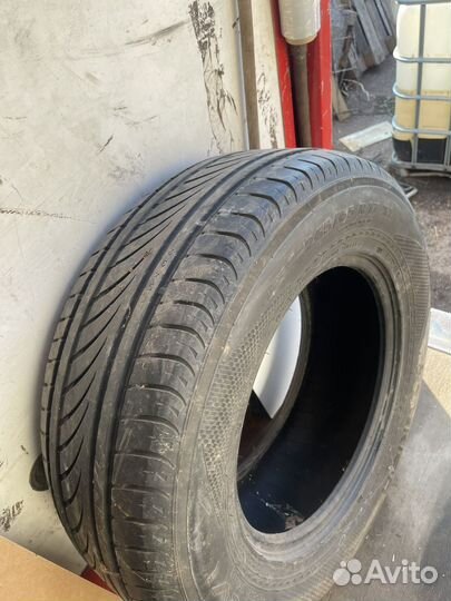 Nokian Tyres NRV 265/65 R17