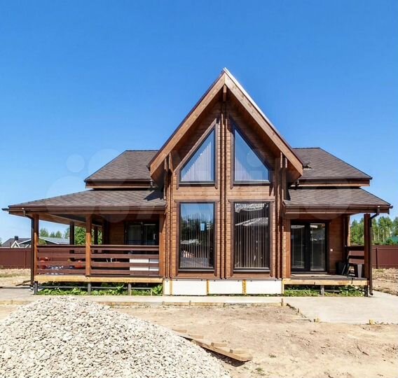 Дом 165 м² на участке 6 сот.