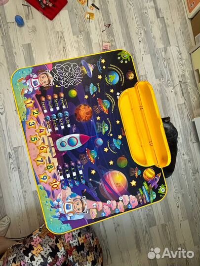 Детский стол