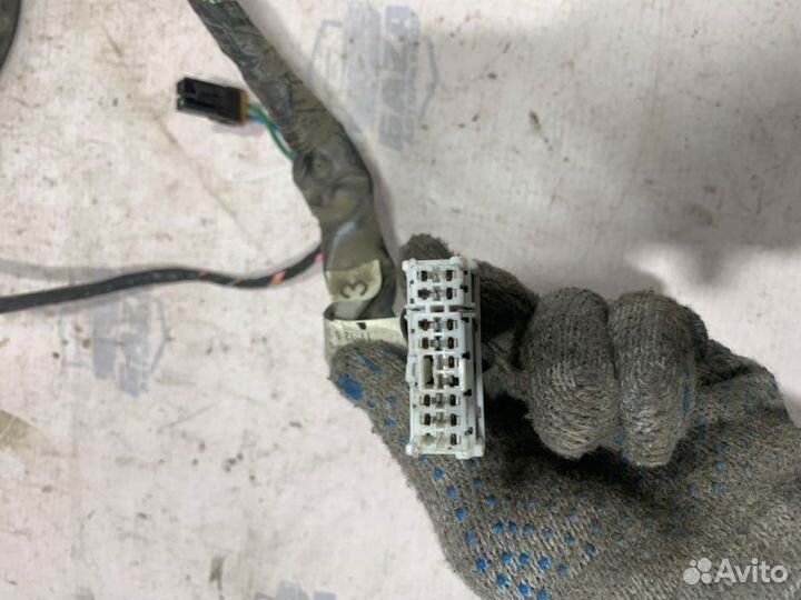 Проводка двери передняя правая Nissan Primera WP11