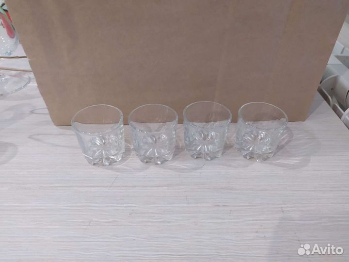 Наборы бокалов и рюмок