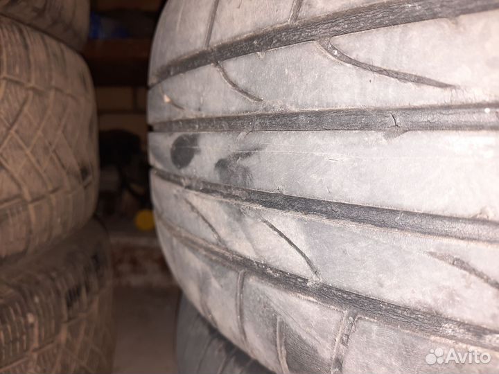 Bridgestone Dueler H/P 215/65 R16