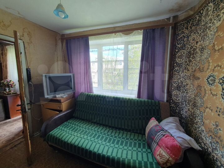 Комната 11 м² в 3-к., 4/5 эт.