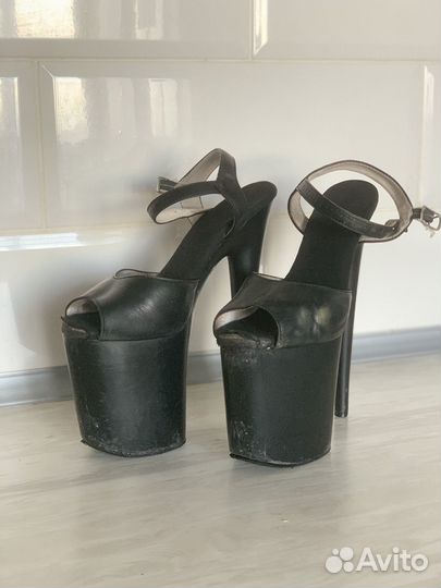 Стрипы pleaser тройки 36