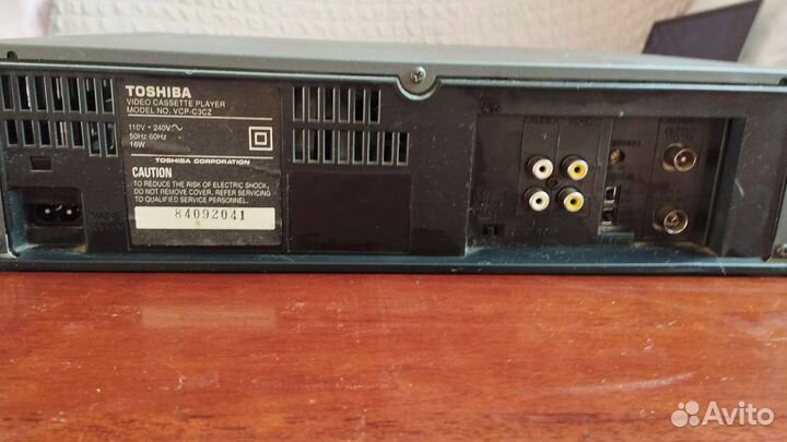 Видеомагнитофон Toshiba C3CZ