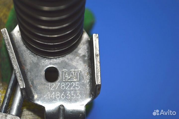 Топливная форсунка freightliner CL 120