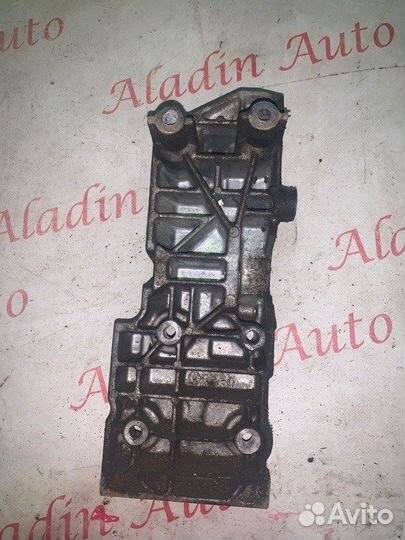 Кронштейн генератора Volvo S40 1.8-2.0 1995-2004