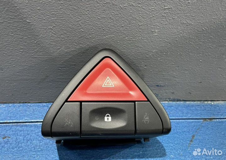 Кнопка аварийки Renault Koleos HY0