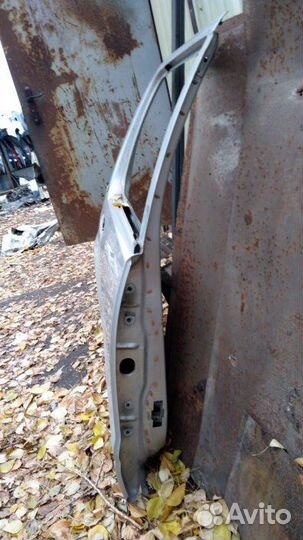 Дверь задняя правая для Ford America Explorer 2001