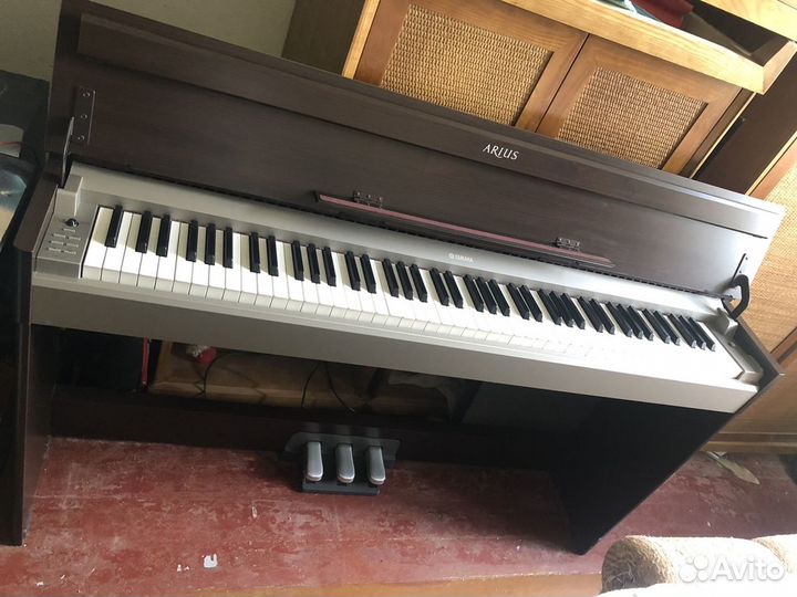 Цифровое пианино yamaha Arius YDP-S31