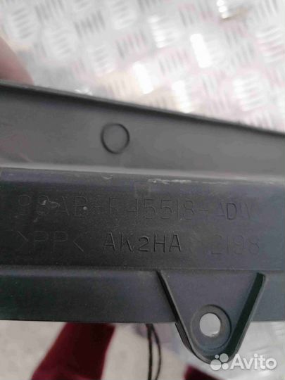 Панели и облицовка салона Форд Фокус 1