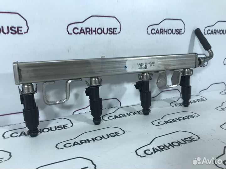 Рампа с форсунками Ford Focus 2 1.8 qqdb 2009