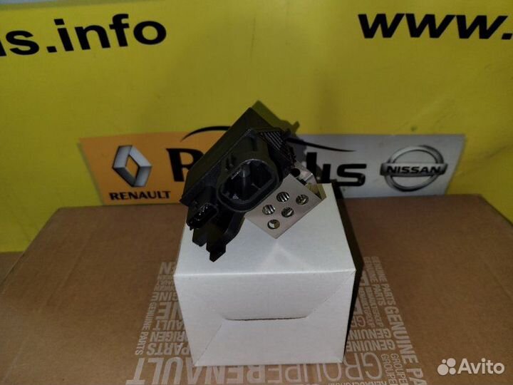 Резистор вентилятора охлаждения Renault Dokker