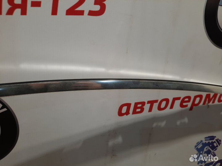 Молдинг кузова правый Mercedes E250 C207 271.860