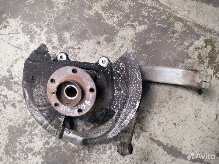 Кулак передний передний правый Bmw X6 E71 N57D30A