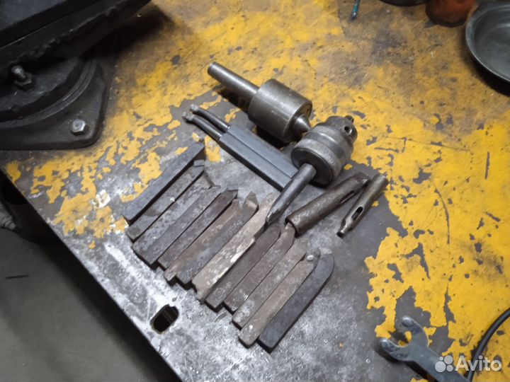 Токарный станок