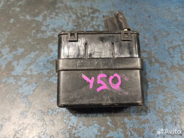 Блок предохранителей Infiniti M Y50