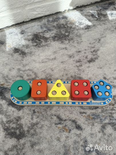 Развивающие игрушки