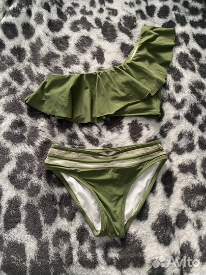 Продам купальник