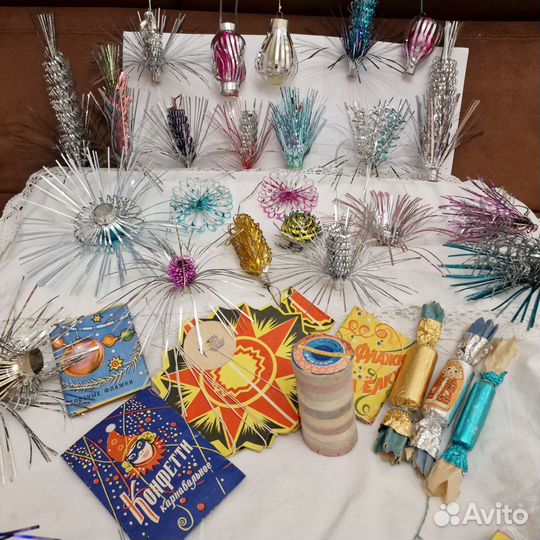 Елочные игрушки ссср.Флажки.Игрушки из лавсана