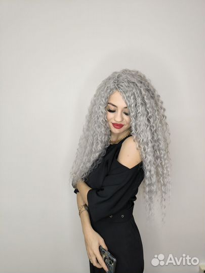 Модель на афролоконы