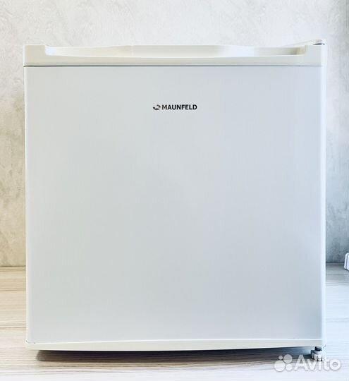 Холодильник маленький