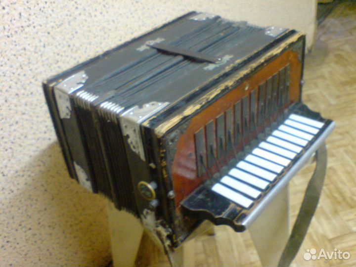 Гармошка старинная