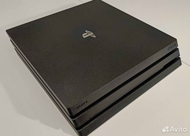 Sony PlayStation 4 Pro 1TB (CUH-7208B) Black