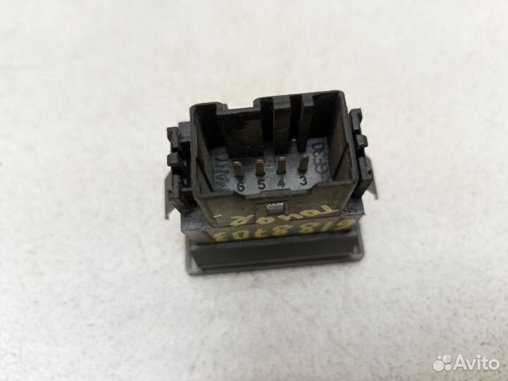 Кнопка обогрева сидений