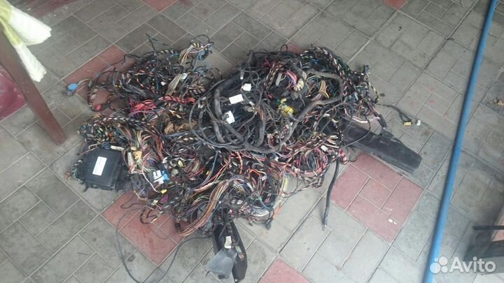 Запчасти на mercedes benz