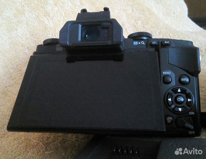 Olympus E-M5 kit 14-42 II R