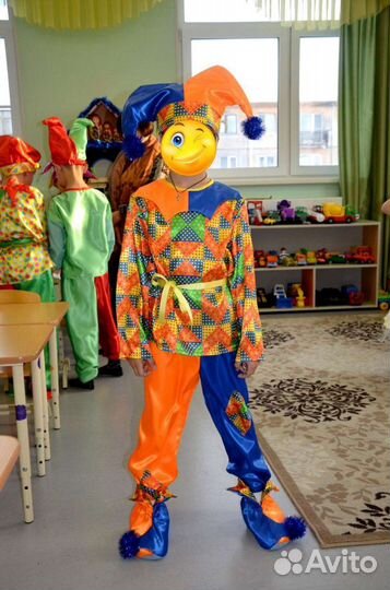 Карнавальный костюм Петрушки