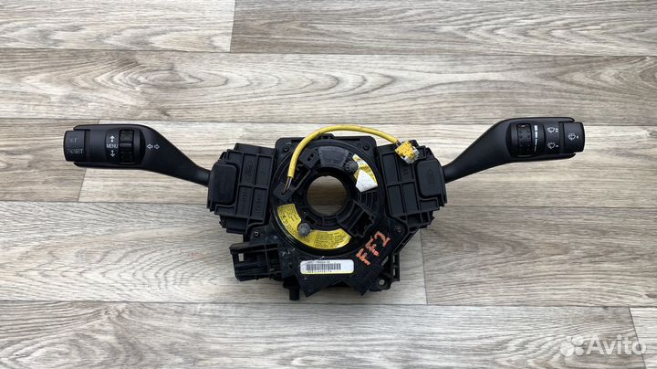 Подрулевой блок Ford Focus 2