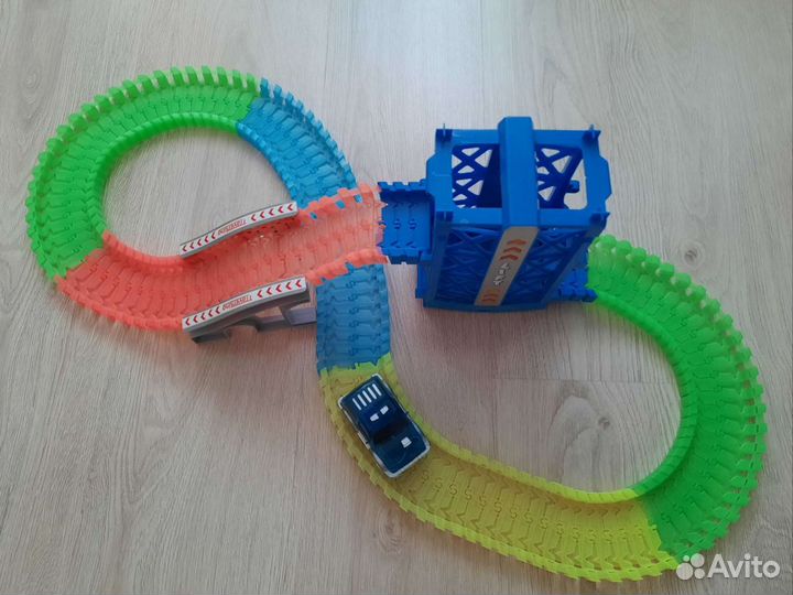 Гибкий трек с лифтом