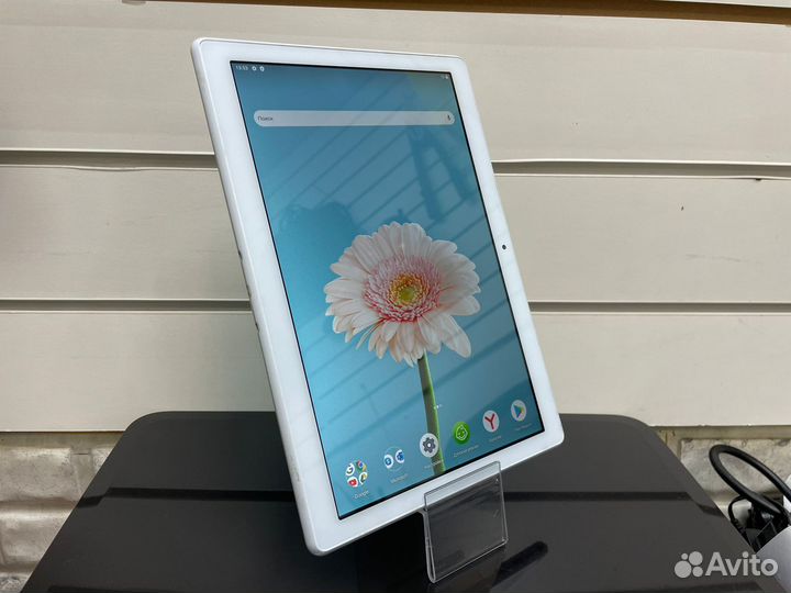 Планшет Lenovo Tab X-505F