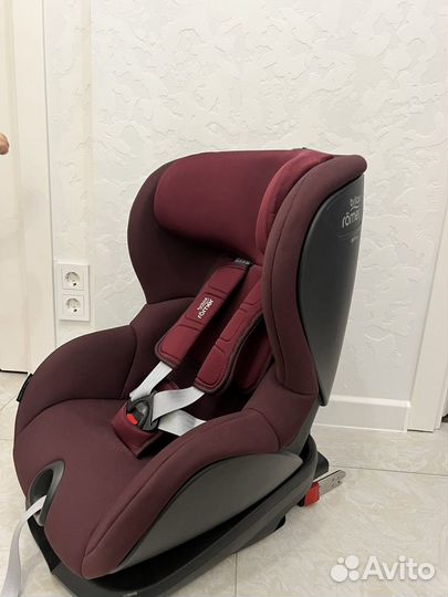 Автокресло britax romer trifix2 i size бордовое