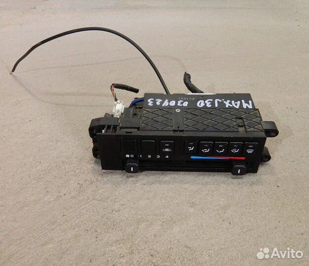 Блок управления печкой Nissan Maxima J30