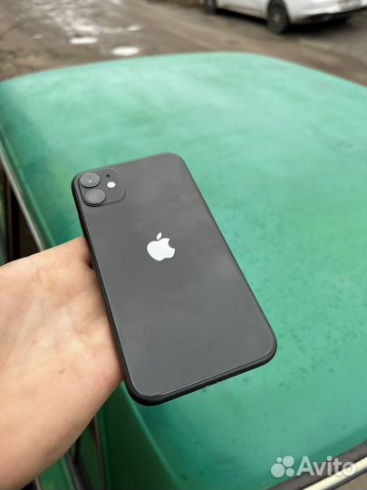 iPhone 11, 64 ГБ