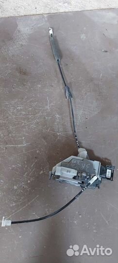 Замок двери задний правый Peugeot 308