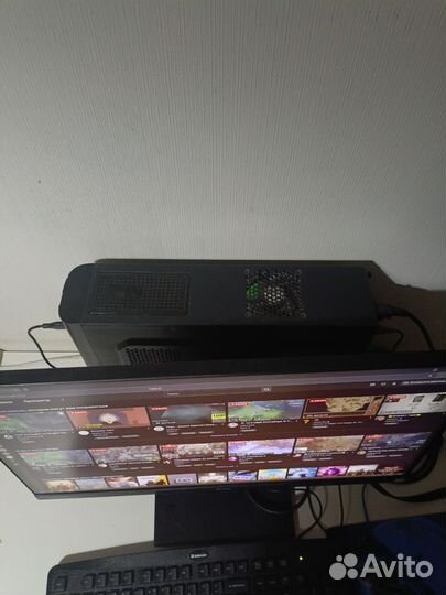 Системный блок и монитор