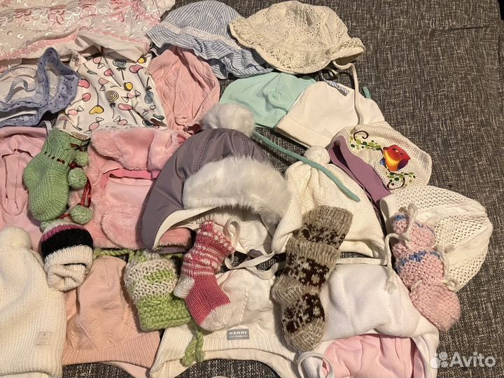 Пакет шапочки, пинетки, панамки, уголок