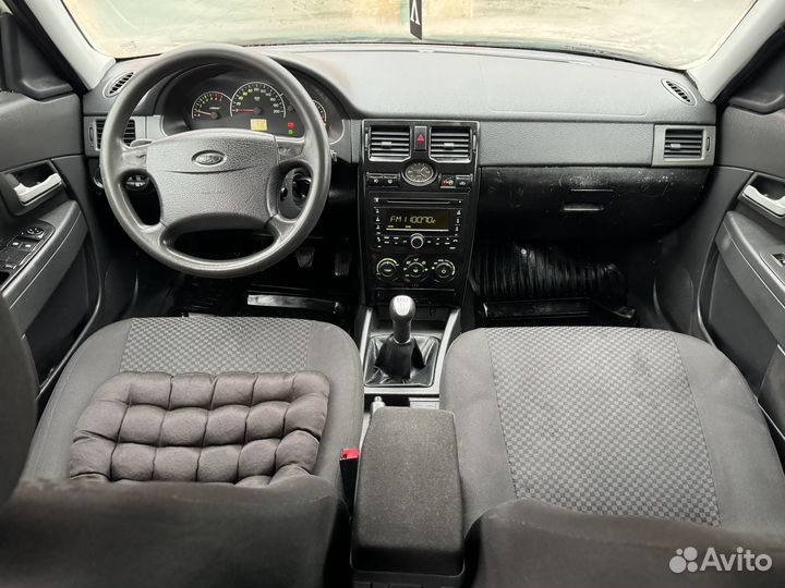 LADA Priora 1.6 МТ, 2012, 180 000 км