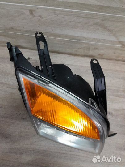 Фара правая Ford Fusion