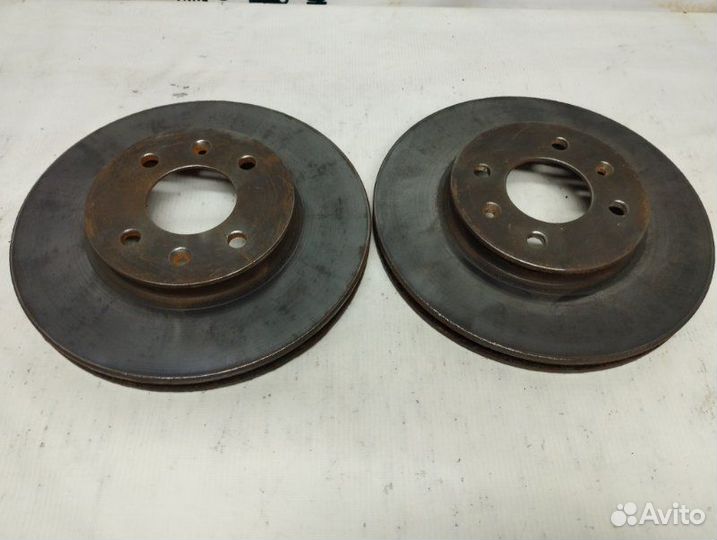 Тормозные диски переднее Hyundai Solaris седан