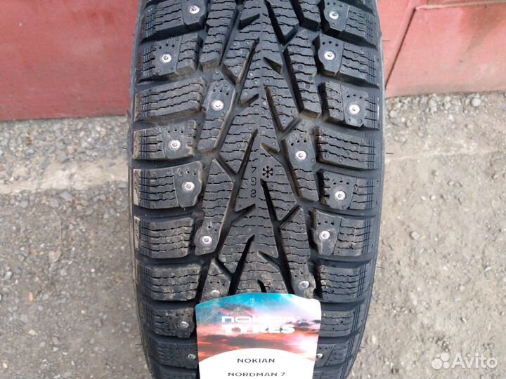 Nokian Tyres Nordman 7 185/70 R14