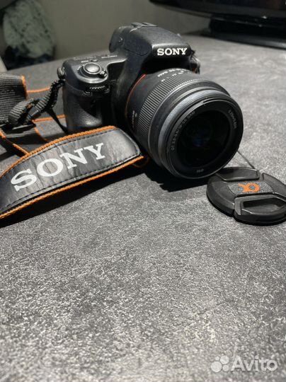 Зеркальный фотоаппарат Sony Alpha SLT-A37