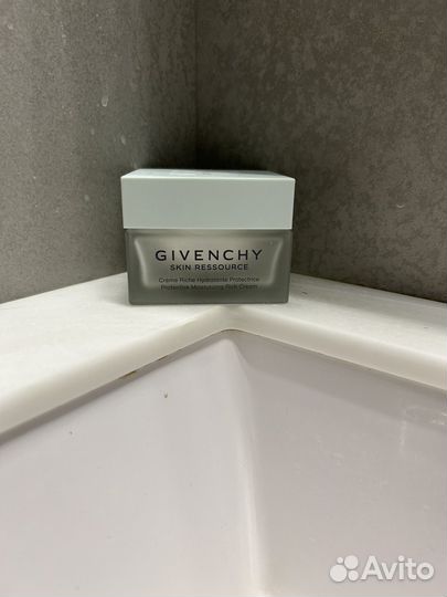 Крем для лица Givenchy
