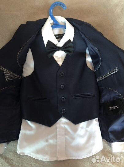 Школьный костюм