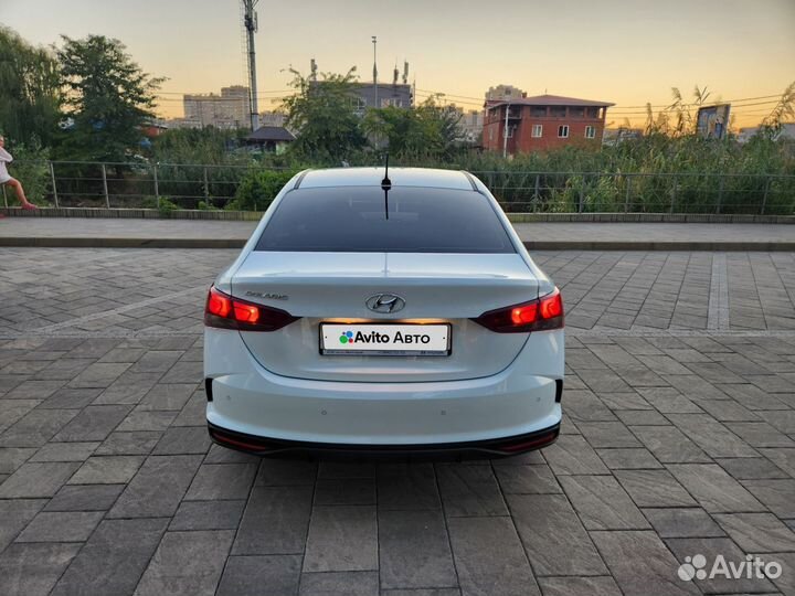 Hyundai Solaris 1.6 AT, 2020, 15 800 км