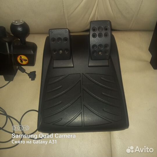 Руль и педали для компьютера